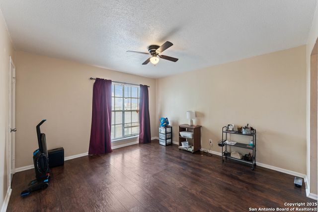 6611 Southpoint St Unit B124, San Antonio, TX 78229