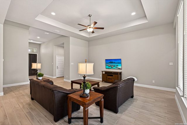477 Vamanos, Boerne, TX 78006