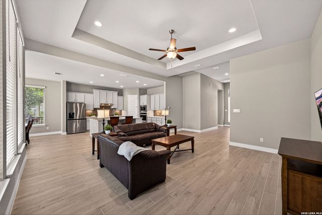 477 Vamanos, Boerne, TX 78006