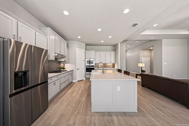 477 Vamanos, Boerne, TX 78006