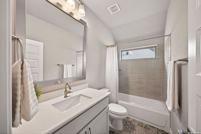 477 Vamanos, Boerne, TX 78006