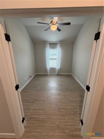 1100 River Wood, Seguin, TX 78155