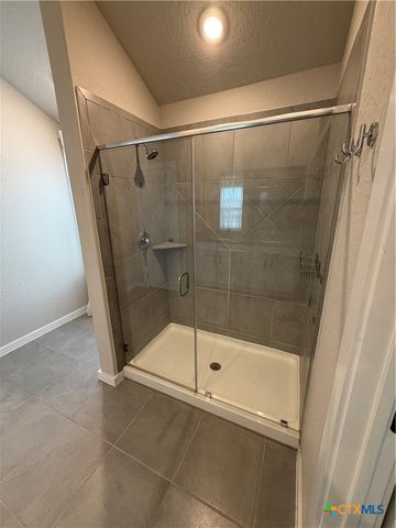 1100 River Wood, Seguin, TX 78155