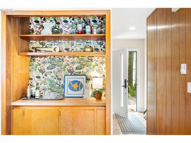 12725 Sw 10TH St, Beaverton, OR 97005