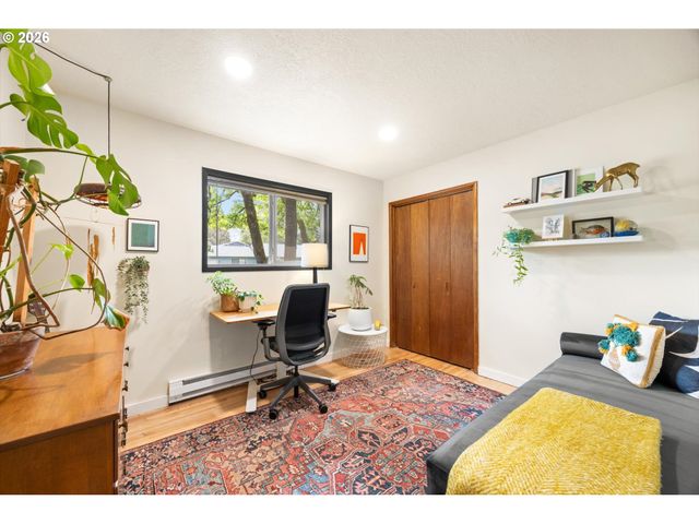 12725 Sw 10TH St, Beaverton, OR 97005