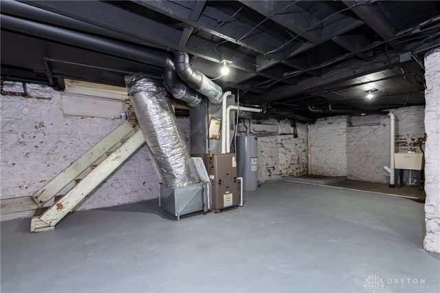 133 E Pease Avenue, Dayton, OH 45449