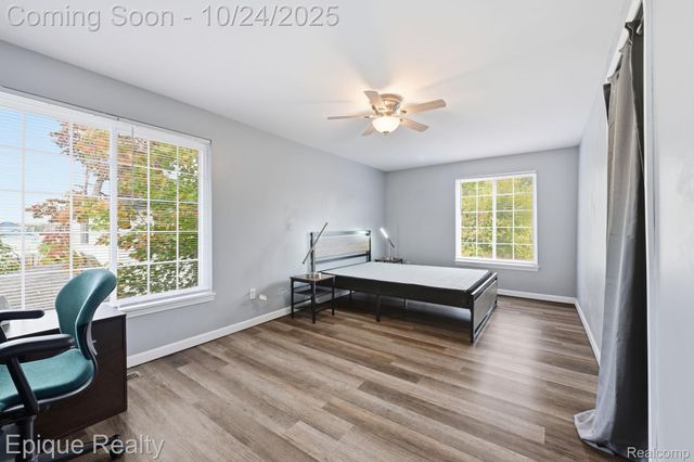 2351 Overridge Avenue, Waterford Charter Township, MI 48327