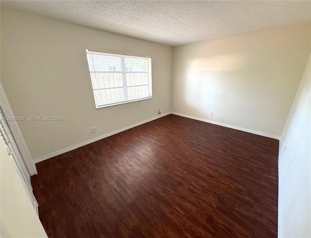 215 NW 25th Street 5, Wilton Manors, FL 33311