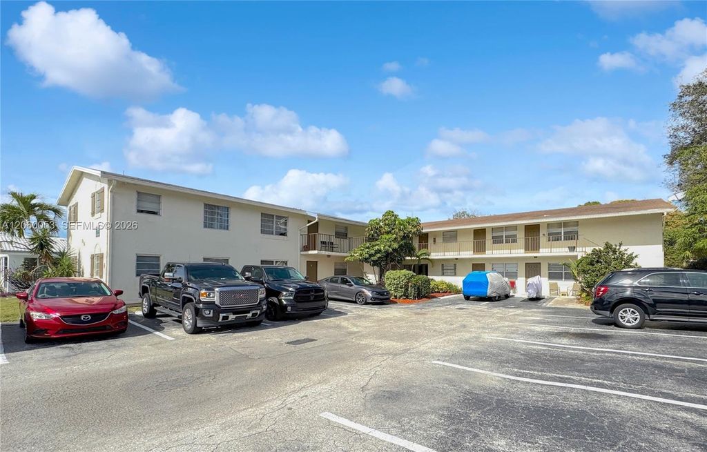 215 NW 25th Street 5, Wilton Manors, FL 33311