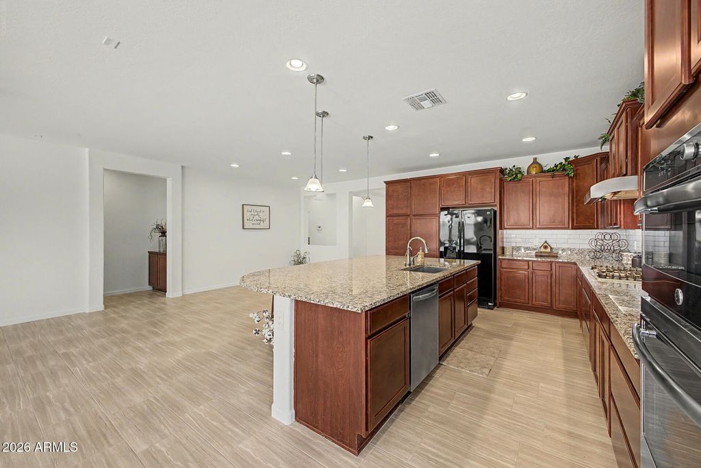 16209 W Sierra Street, Surprise, AZ 85379 — photo 4