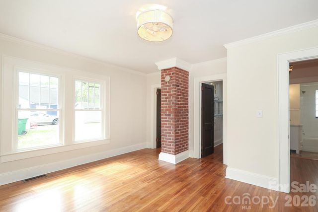 1012 E 35th Street, Charlotte, NC 28205