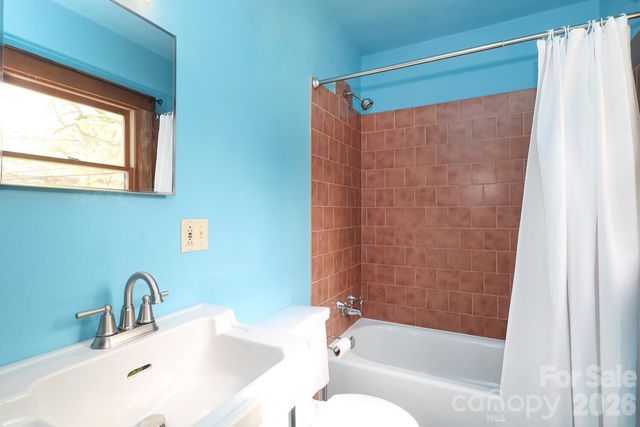 1012 E 35th Street, Charlotte, NC 28205