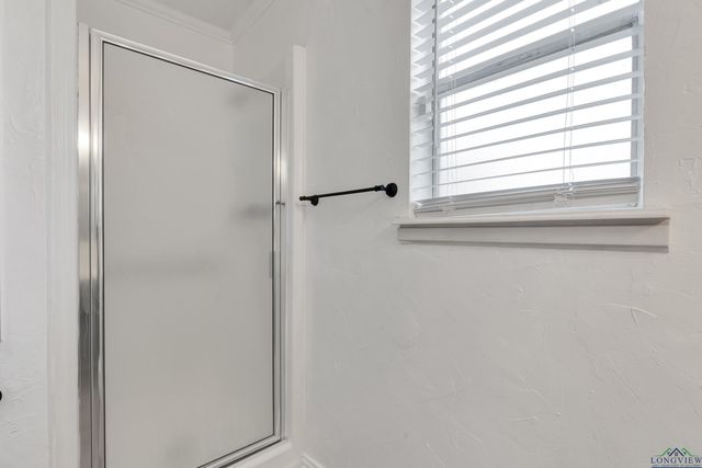 3897 Lansing Switch, Longview, TX 75602