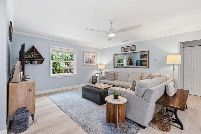 114 Ocean Dunes Circle, Jupiter, FL 33477