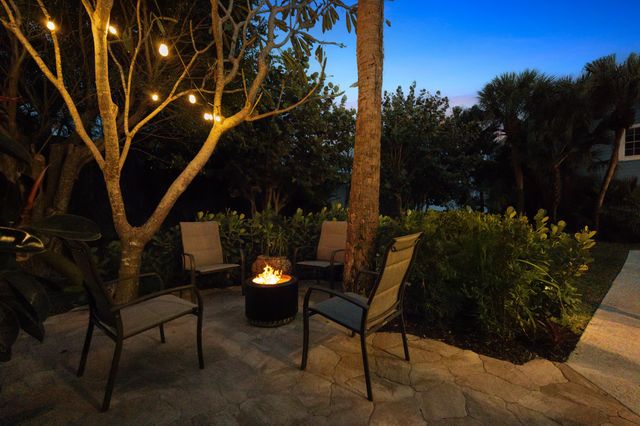 114 Ocean Dunes Circle, Jupiter, FL 33477