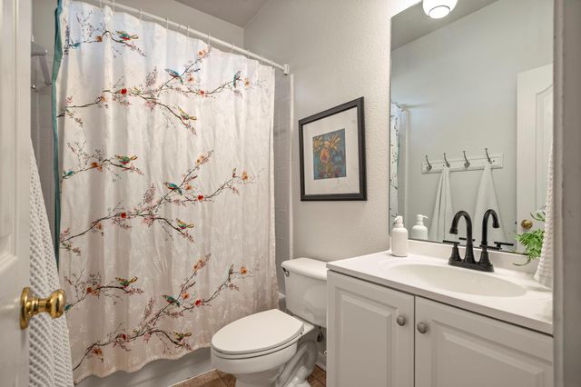 2030 Wood Glen DR, Round Rock, TX 78681