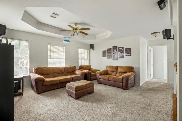 2030 Wood Glen DR, Round Rock, TX 78681