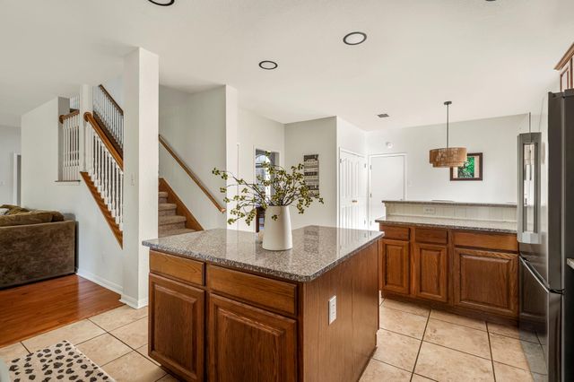 2030 Wood Glen DR, Round Rock, TX 78681