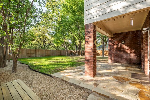 2030 Wood Glen DR, Round Rock, TX 78681