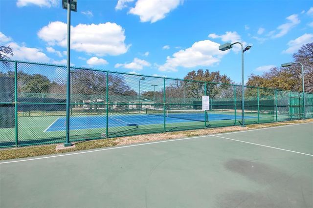 2030 Wood Glen DR, Round Rock, TX 78681