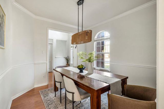 2030 Wood Glen DR, Round Rock, TX 78681