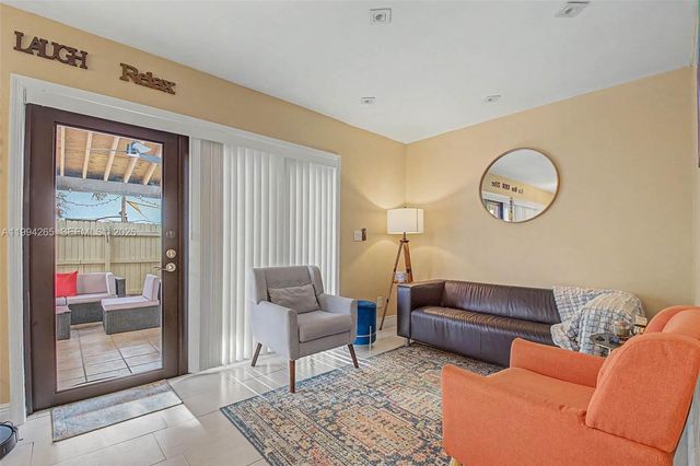 7104 SW 113th Ave, Miami, FL 33173