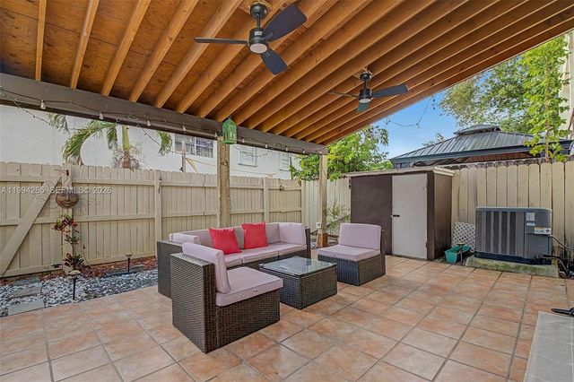 7104 SW 113th Ave, Miami, FL 33173