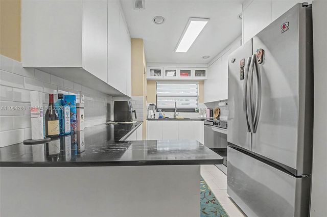 7104 SW 113th Ave, Miami, FL 33173