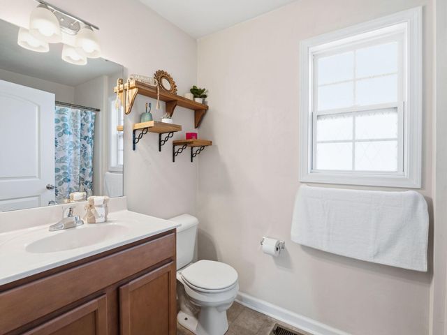 5605 Prunty DR, Salem, VA 24153