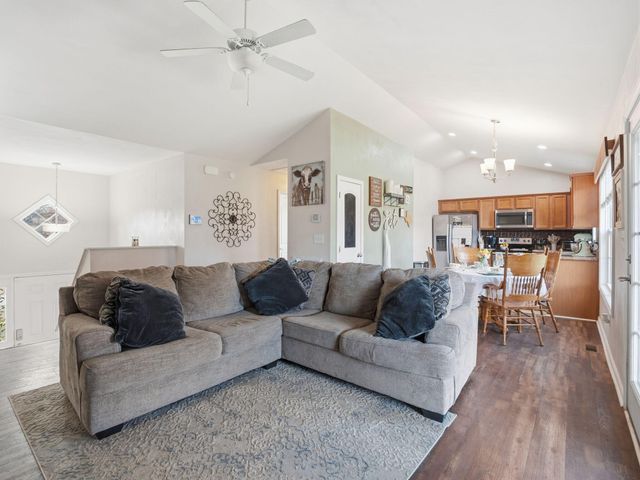 5605 Prunty DR, Salem, VA 24153