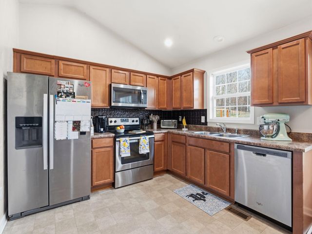 5605 Prunty DR, Salem, VA 24153