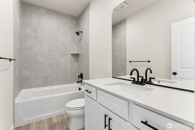 2025 NE Norseman Way, Poulsbo, WA 98370