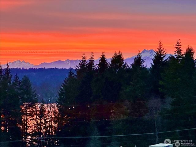 2025 NE Norseman Way, Poulsbo, WA 98370