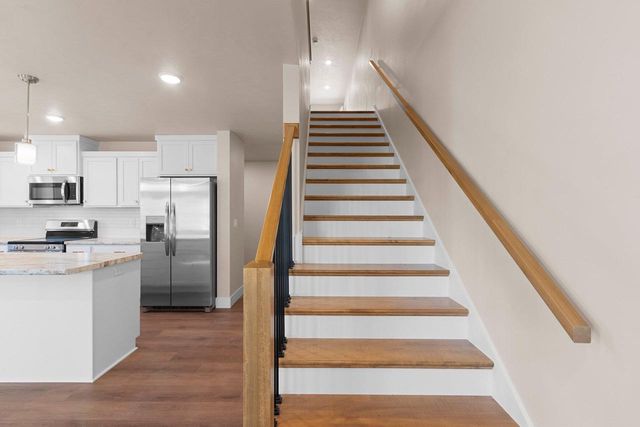 422 4TH STREET, Green Bay, WI 54303