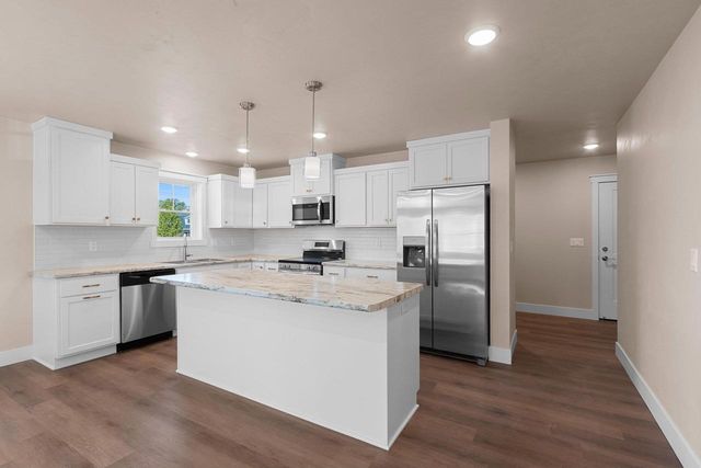 422 4TH STREET, Green Bay, WI 54303