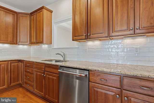 211 ZINFANDEL LN, Annapolis, MD 21401