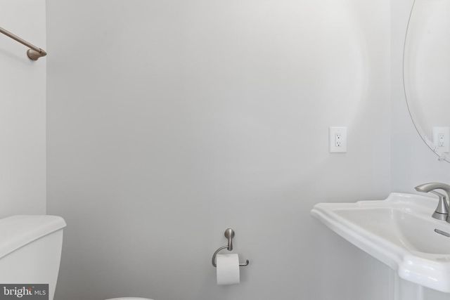 211 ZINFANDEL LN, Annapolis, MD 21401