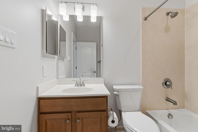 211 ZINFANDEL LN, Annapolis, MD 21401