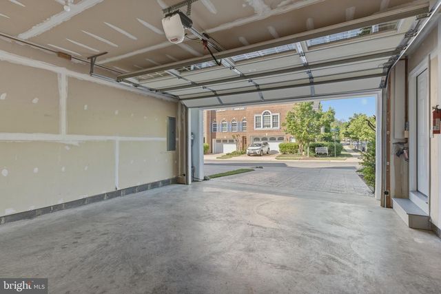 211 ZINFANDEL LN, Annapolis, MD 21401