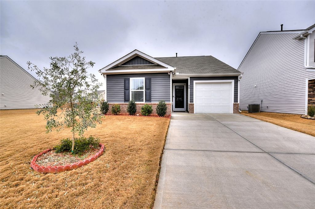 218 Mable Leaf Lane, Easley, SC 29640