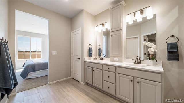 4964 N Tempe Street, Aurora, CO 80019