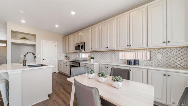 4964 N Tempe Street, Aurora, CO 80019