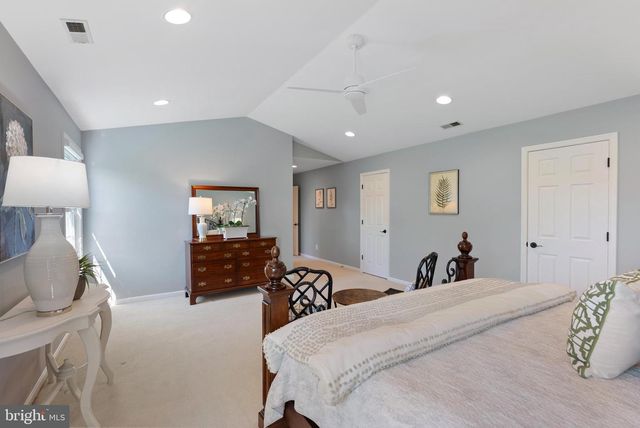 11705 HUNTERS RUN DR, Cockeysville, MD 21030