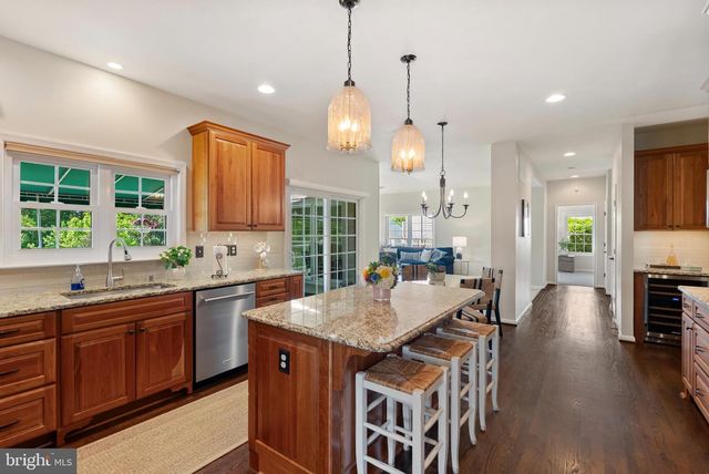 11705 HUNTERS RUN DR, Cockeysville, MD 21030