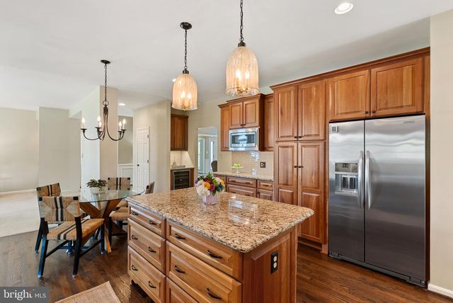 11705 HUNTERS RUN DR, Cockeysville, MD 21030