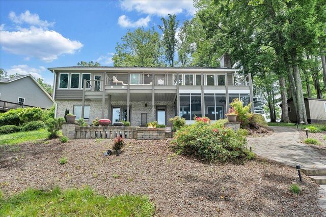 292 Cove RD, Penhook, VA 24137