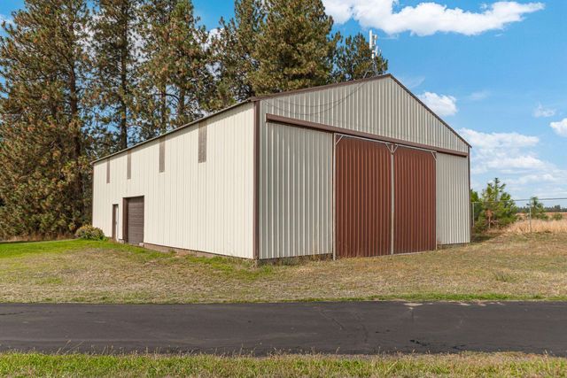 19825 N Hwy 395, Colbert, WA 99005