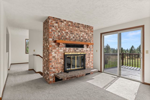 19825 N Hwy 395, Colbert, WA 99005
