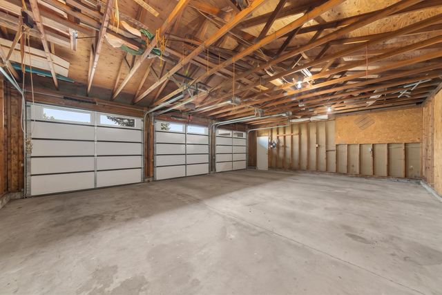 19825 N Hwy 395, Colbert, WA 99005