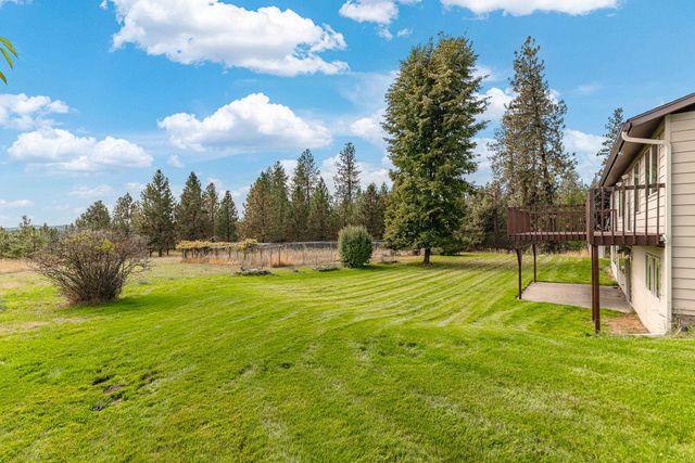 19825 N Hwy 395, Colbert, WA 99005